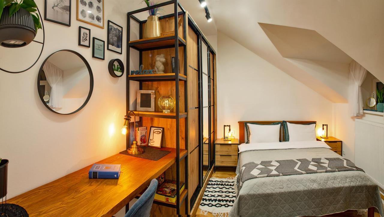 Old Town Loft Apartments Каменец-Подольский Экстерьер фото